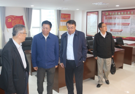 青海省副省長、省國資委黨委書記、主任王黎明，蒞臨省物產(chǎn)集團(tuán)調(diào)研指導(dǎo)工作