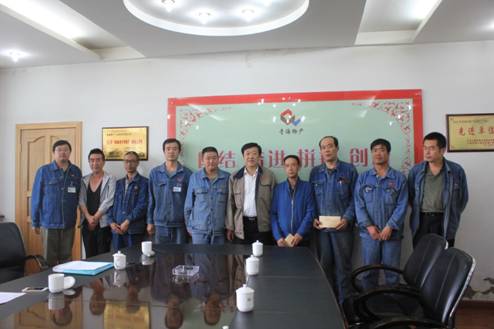青海物產(chǎn)集團(tuán)黨委開展慶祝建黨95周年，走訪慰問